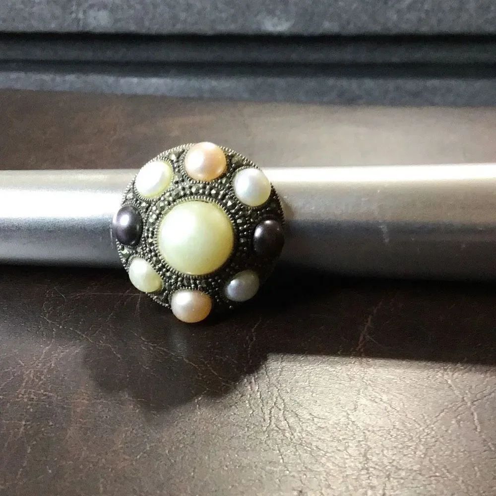 Vintage sterling silver and multi colored pearl / pearl like ring size 6.5